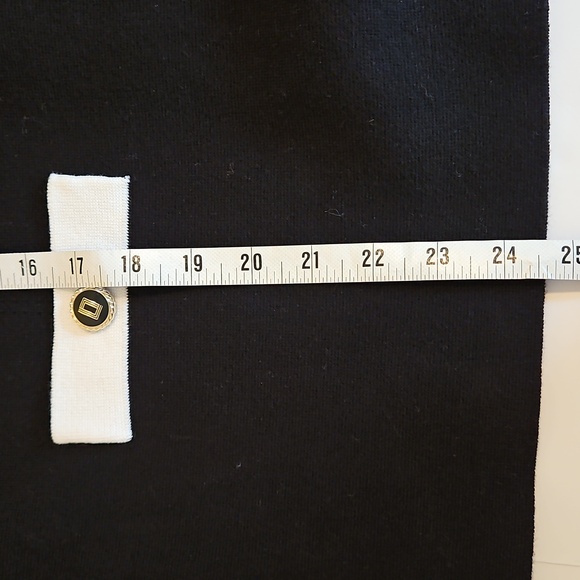 Karl Lagerfeld Knit Blazer Black White Goldtone Buttons Pockets Cotton - Picture 9 of 9